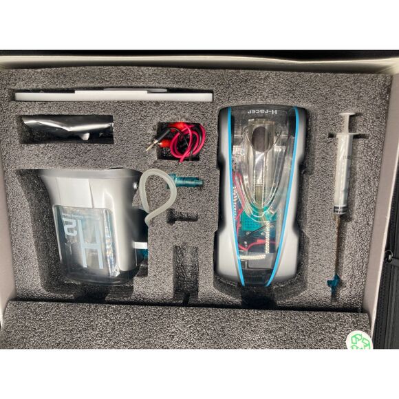 H Racer Solar Cell Hydrogen fueled toy car kit car NOT Working as is - Picture 7 of 8